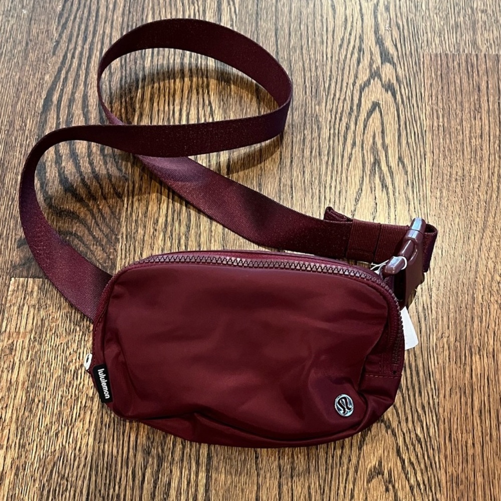 Burgundy maroon red lululemon everywhere belt bag